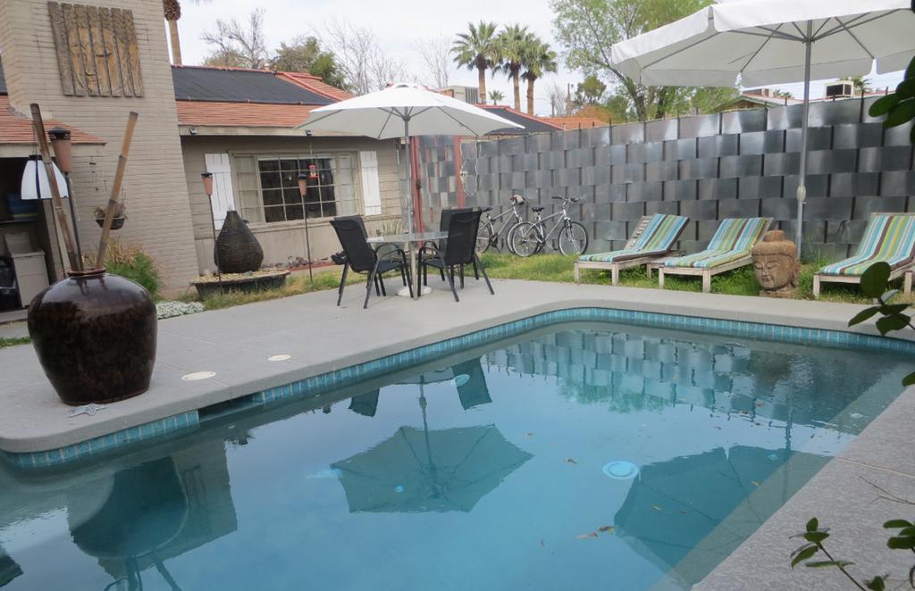 Zenyard Guest House Phoenix Extérieur photo