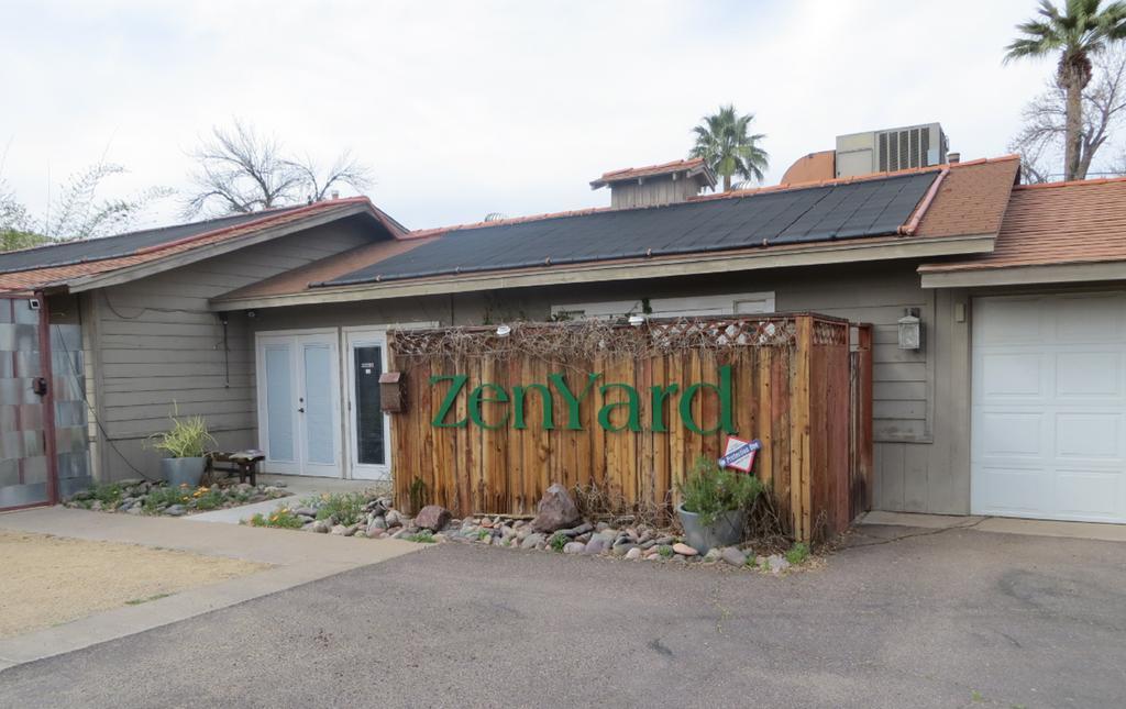 Zenyard Guest House Phoenix Extérieur photo